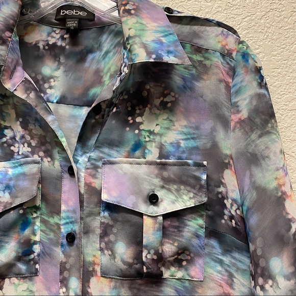 BEBE Colorful Abstract Print Chiffon Button Up Roll Tab Blouse XS - Picture 6 of 7